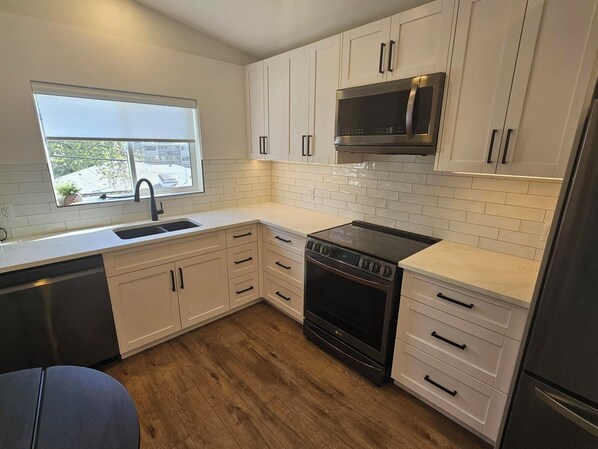 Fridge, microwave, oven, dishwasher