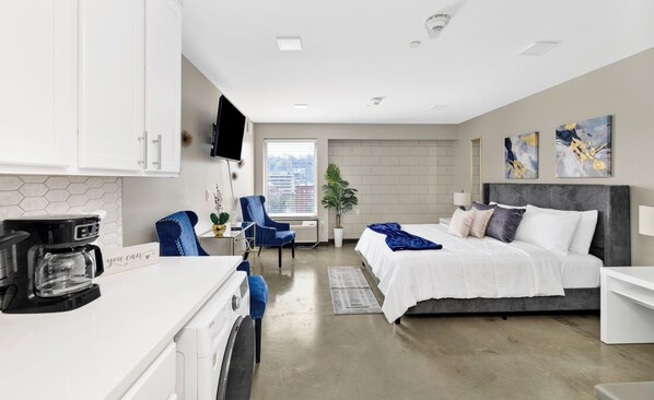 1 bedroom, iron/ironing board, WiFi, bed sheets