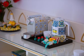 Coffee and/or coffee maker - De Pando - Campidoglio (Scala)