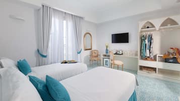 1 bedroom, in-room safe, iron/ironing board, free WiFi