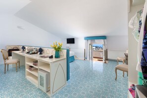 1 bedroom, in-room safe, iron/ironing board, free WiFi - De Pando Panoramic Suites - Minuta (Scala)