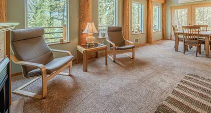 Whitetail Cabin For 9 Ppl!