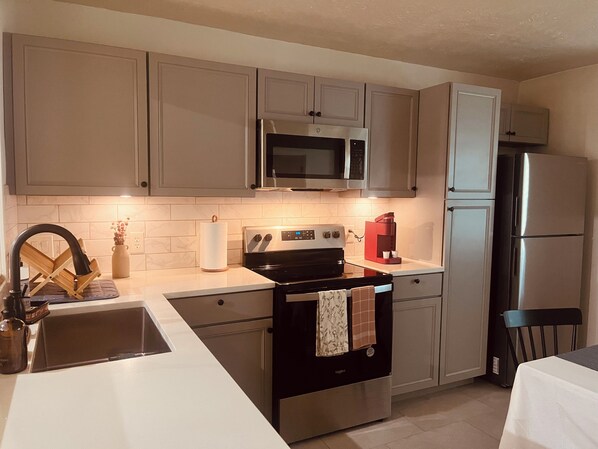 Mikrowelle, Ofen, Herdplatte