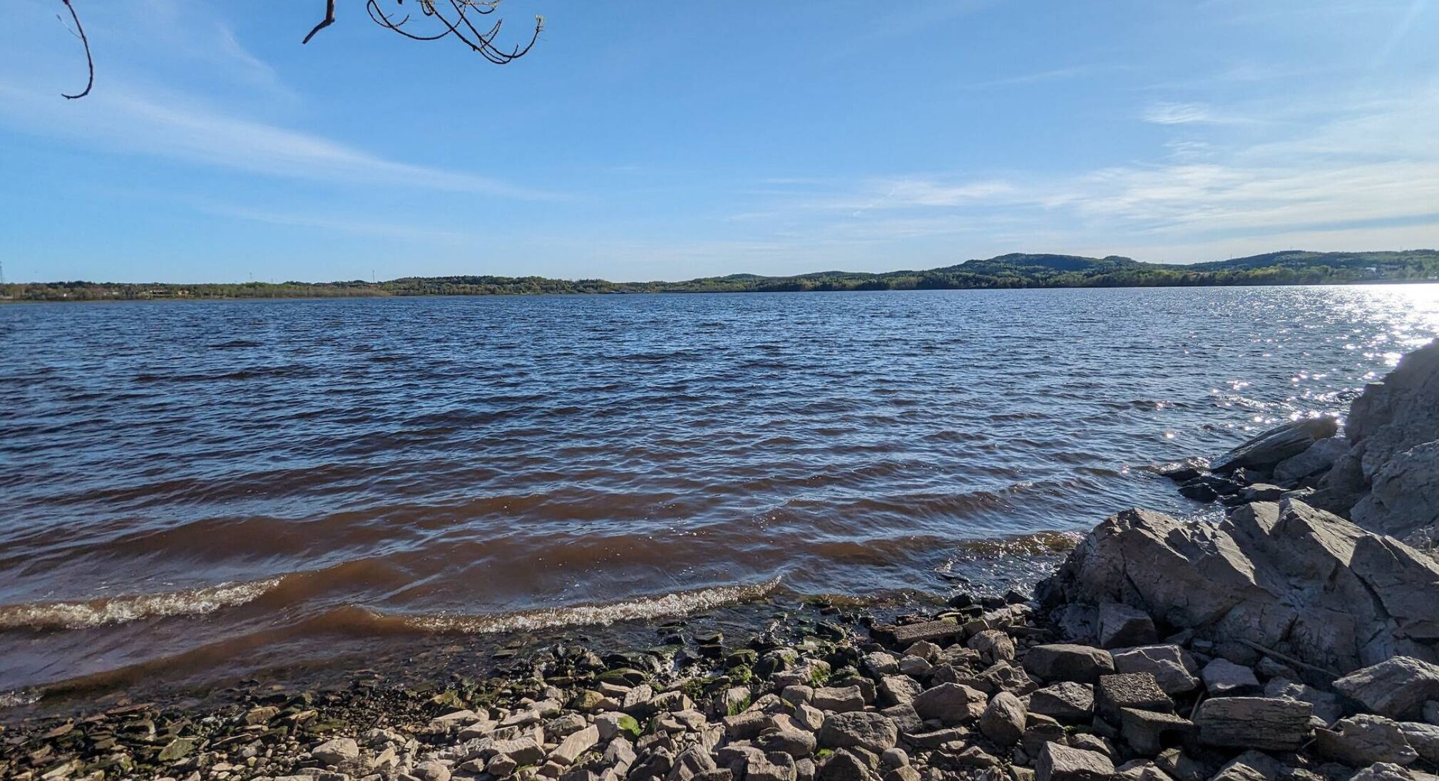 Playa en los alrededores y toallas de playa 