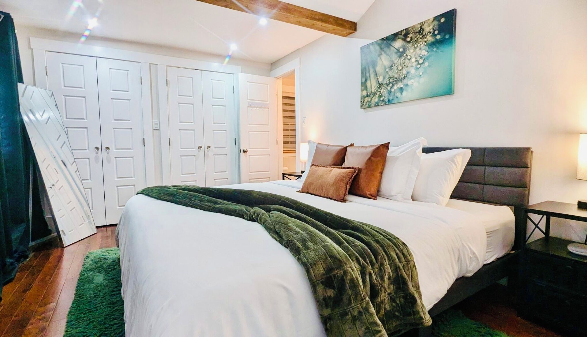 2 bedrooms, desk, free WiFi, bed sheets