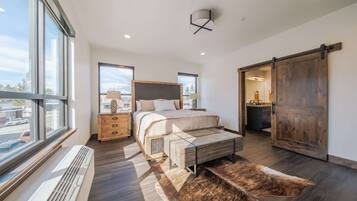 Condo, Multiple Beds, Kitchen, Mountain View (Columbia Falls Downtown) | 2 bedrooms, individually decorated, individually furnished, bed sheets