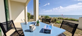 Saint Palais sur Mer - APPARTEMENT VUE MER en rez-de-chaussée-CORNICHE DE NAUZAN