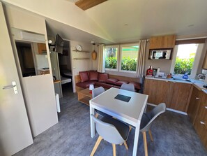 Dining - Large mobile home Aubenas (Aubenas)