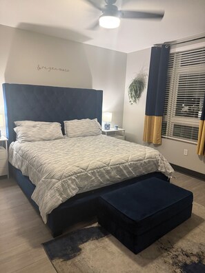 2 chambres, fer et planche à repasser, Wi-Fi gratuit, draps fournis