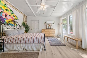 4 chambres, fer et planche à repasser, Wi-Fi gratuit, draps fournis