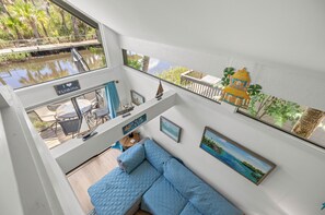 Smart TV - Bring Your Boat-Waterfront Bungalow- On River Time! (Crystal River)