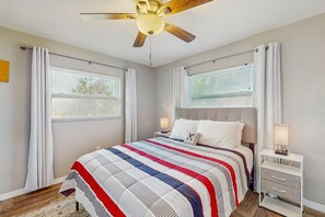 2 chambres, fer et planche à repasser, accès à Internet, literie fournie