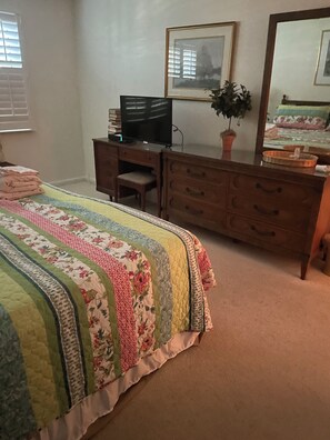 1 bedroom, iron/ironing board, bed sheets