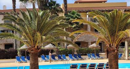 Elegant 1-bedroom family friendly apt. near Sta. Maria beaches at Sal-Cape Verde