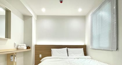Charming 1-bedroom building in brilliant Busan with WiFi
and there r a large bed