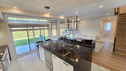 Luxury Home - Near Downtown Ottawa