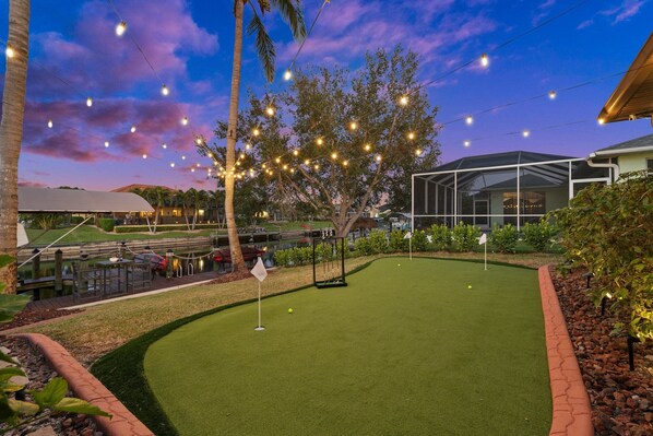 Property grounds - Canal-Front Oasis: Pool, Games, EV Charger (Cape Coral)