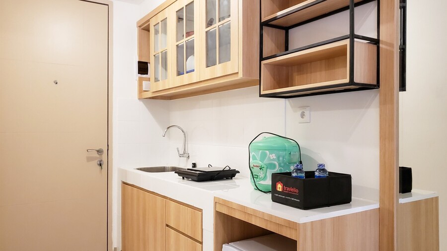 New And Homey Studio At Tokyo Riverside Pik 2 Apartment