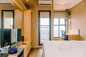 Standard Studio - Comfort And High Floor Studio Room At Transpark Bintaro Apartment (South Tangerang)