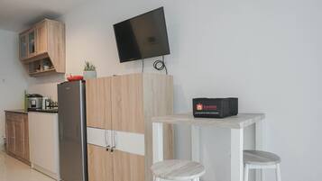 Standard Studio | Dining room