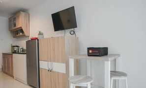 Studio Standar | Ruang makan