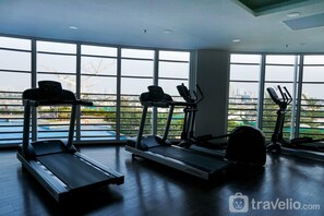 Gym - Scenic And Comfy Studio West Vista Apartment (Jakarta)