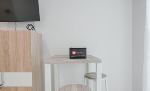 Studio Standar | Ruang makan