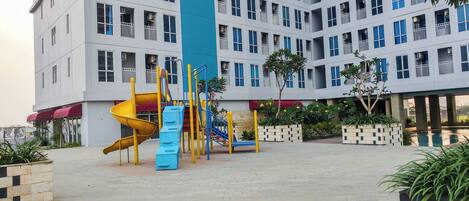 Aire de jeux - extérieure