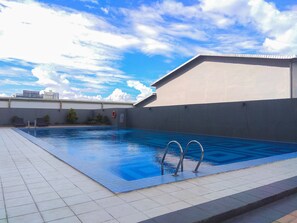 Outdoor pool - Simply And Homey Studio Apartment At Park View Condominium (Depok)
