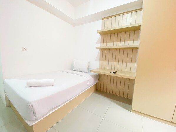 Standard Studio - Well Furnished And Cozy Studio Paltrow City Apartment (Semarang)