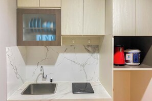 Private kitchen - Comfort Living 2Br At Cinere Bellevue Suites Apartment (Depok)