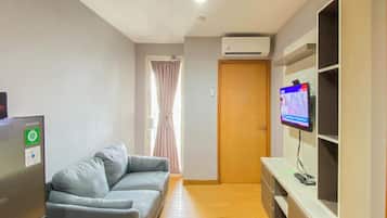 Standard Apartment | Living room