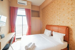 Standard Studio - Comfortable And Well Furnished Studio Dave Apartment (Depok)