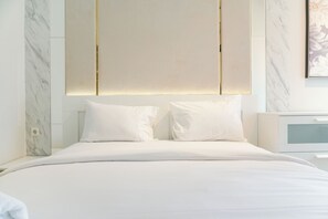 Standard Studio - Modern Look And Nice Studio Transpark Bintaro Apartment (South Tangerang)