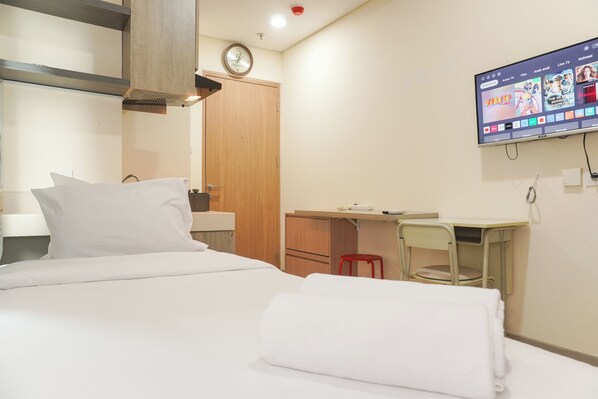 Interior - Good Deal And Restful Studio Apartment B Residence (Pagedangan)