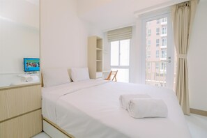 Standard Studio - Good Deal And Restful Studio Tokyo Riverside Pik 2 Apartment (Teluknaga)