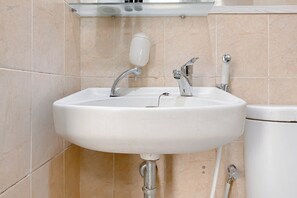 Bathroom - Good Deal And Comfy 2Br Kebagusan City Apartment (Jakarta)