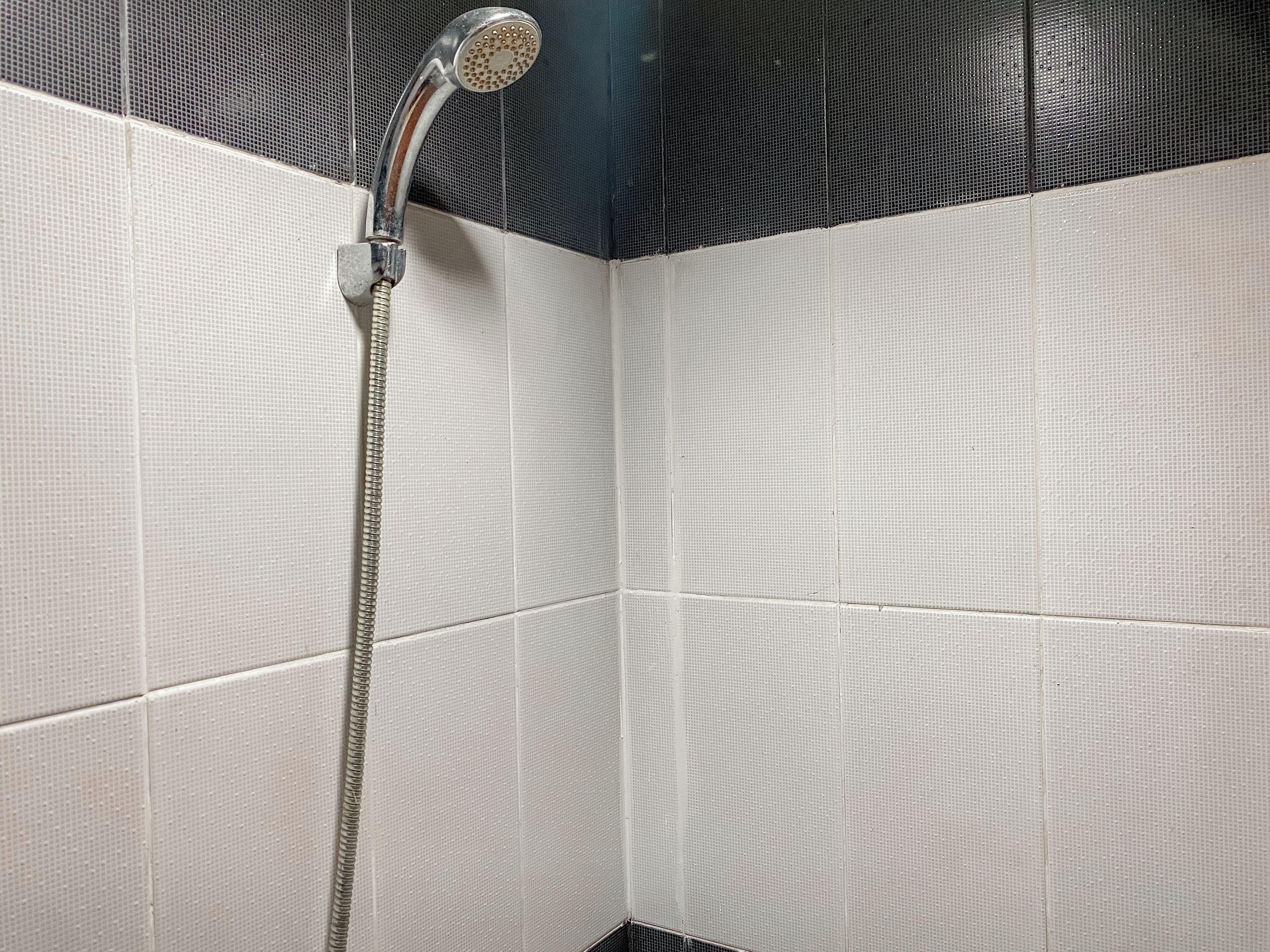 Studio Standar | Kamar mandi