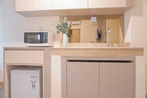 Standard Studio - Homey And Minimalist Studio Apartment Meikarta (Cikarang)