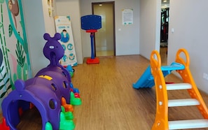Children’s play area – outdoor - Comfortable And Homey Studio Room Parkland Avenue Apartment (South Tangerang)