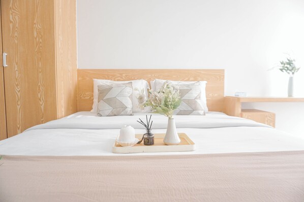 Standard Studio - Good Choice Studio Apartment Tamansari Mahogany Karawang (Karawang)