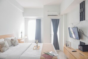 Standard Studio - Good Choice Studio Apartment Tamansari Mahogany Karawang (Karawang)