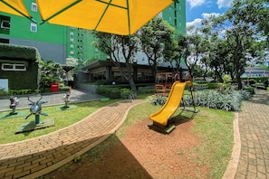 Children’s play area – outdoor
