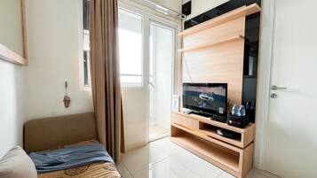 Standard Apartment | Living area