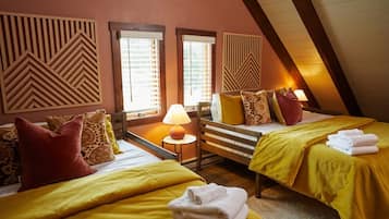 3 bedrooms, bed sheets