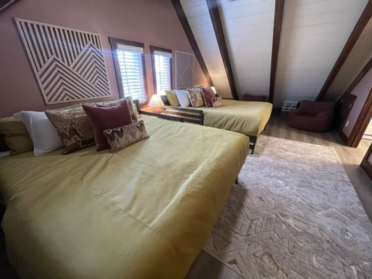 3 habitaciones y ropa de cama 