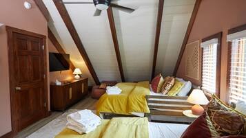 3 bedrooms, bed sheets