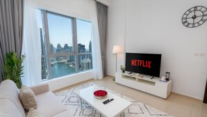 Unclassified image, 5 of 31, button - Charming 1 Bedroom Marina View (Dubai)