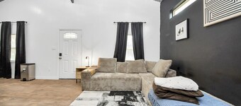 Cosytastic 2 Room Zen Den