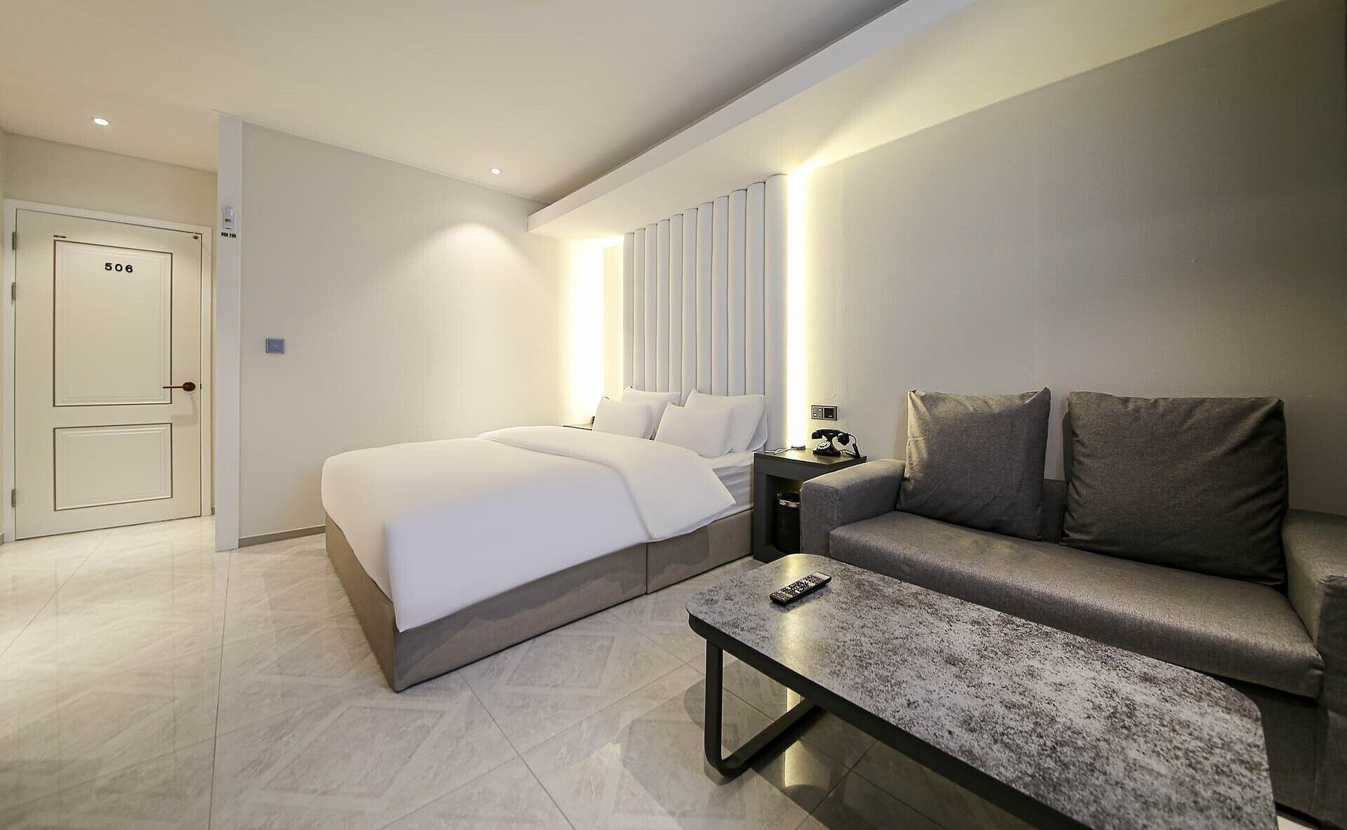 Deluxe Room | Individually decorated, individually furnished, free WiFi, bed sheets